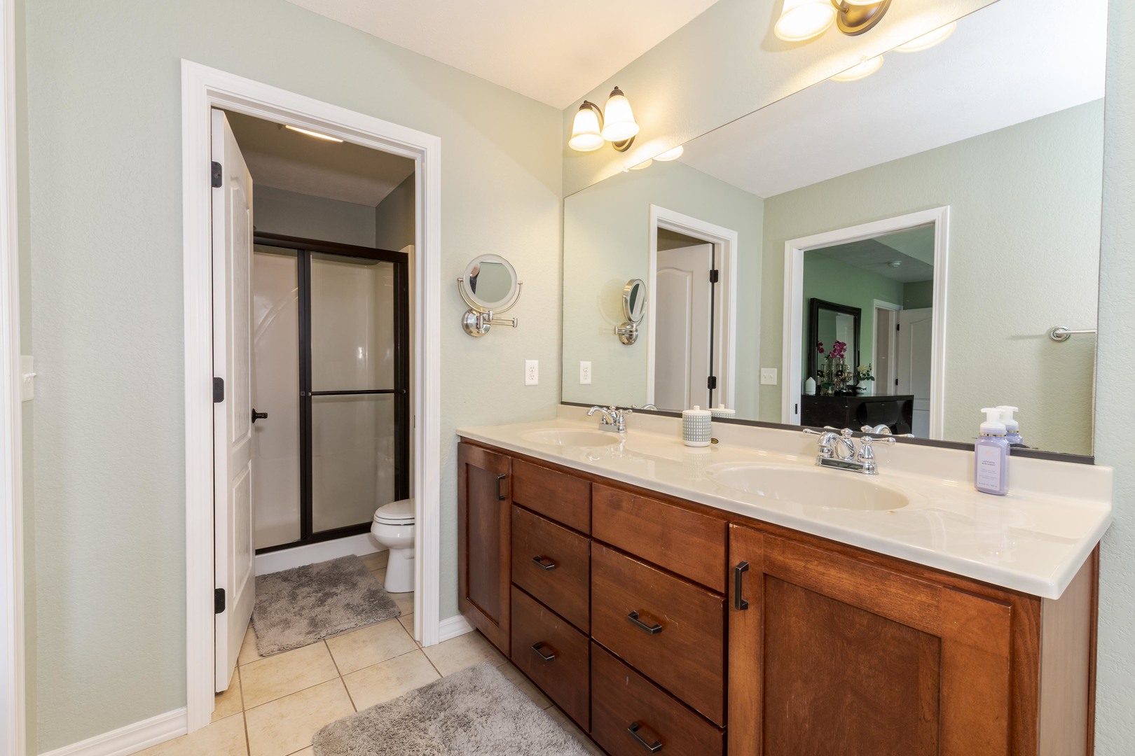 1503 Rathmore Road, Bloomington, IL 61705