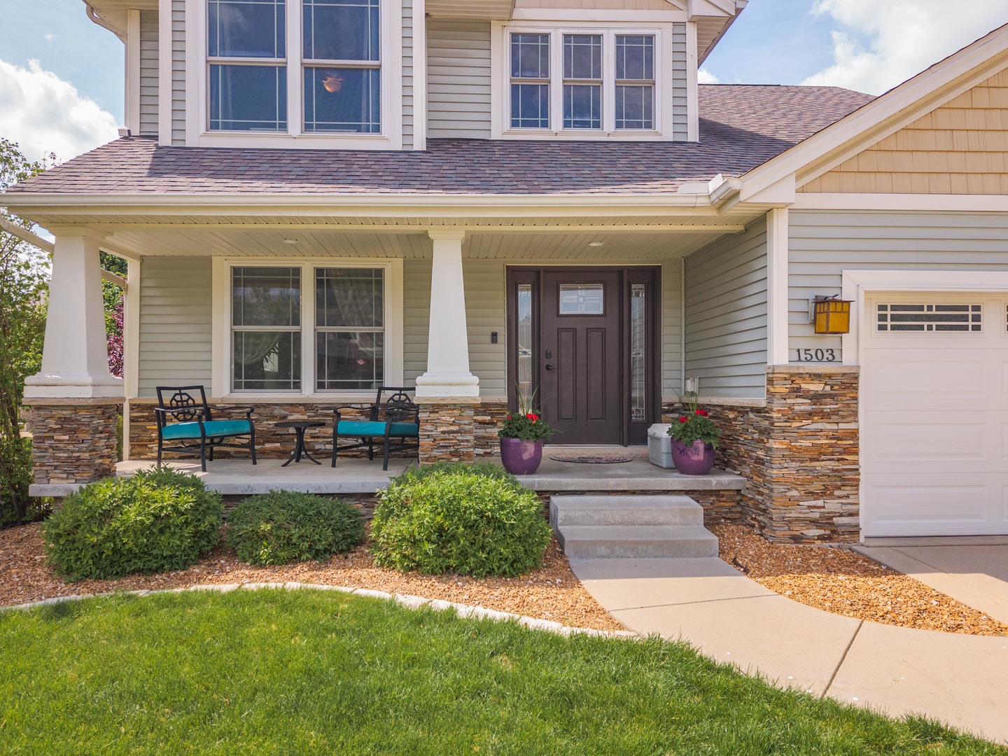 1503 Rathmore Road, Bloomington, IL 61705