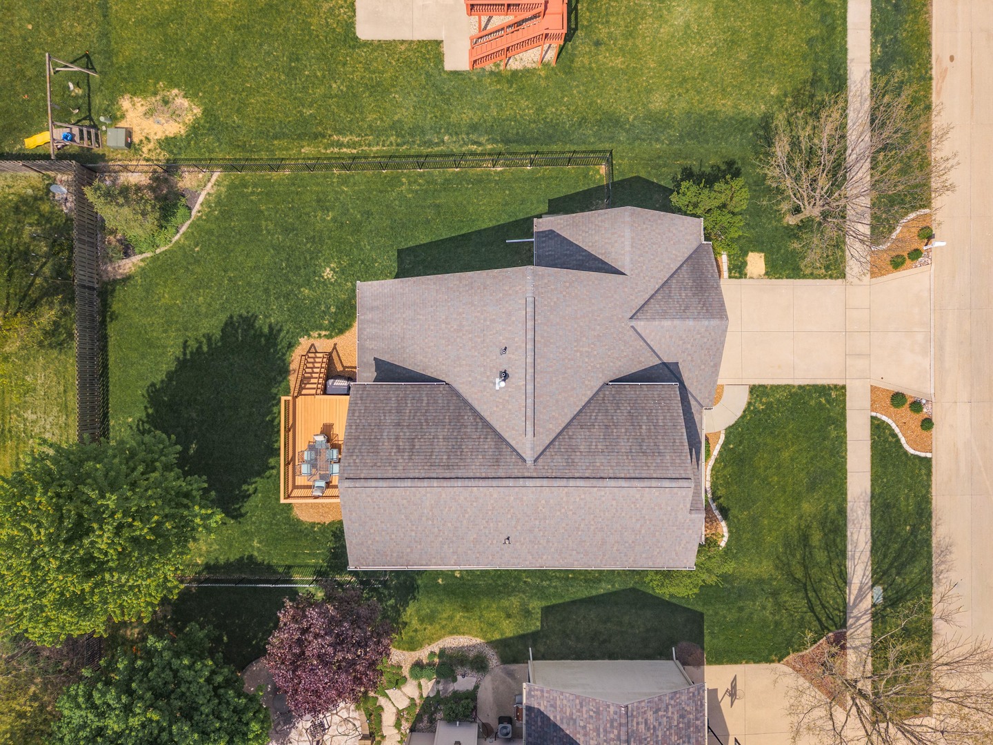 1503 Rathmore Road, Bloomington, IL 61705