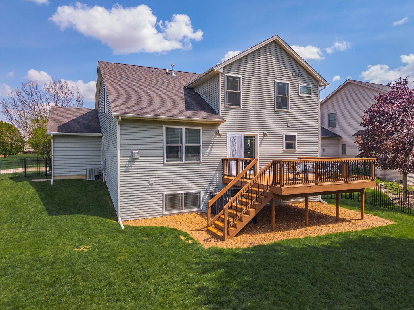 1503 Rathmore Road, Bloomington, IL 61705