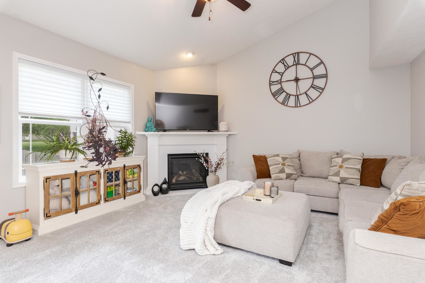 1503 Rathmore Road, Bloomington, IL 61705