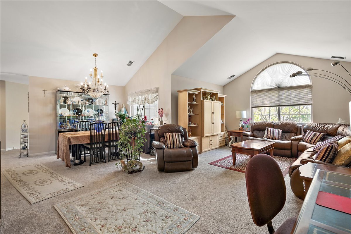 1674 Brightwood Place #1674, Aurora, IL 60506