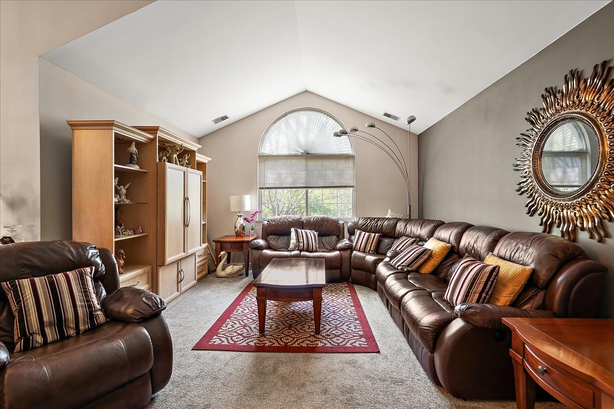 1674 Brightwood Place #1674, Aurora, IL 60506