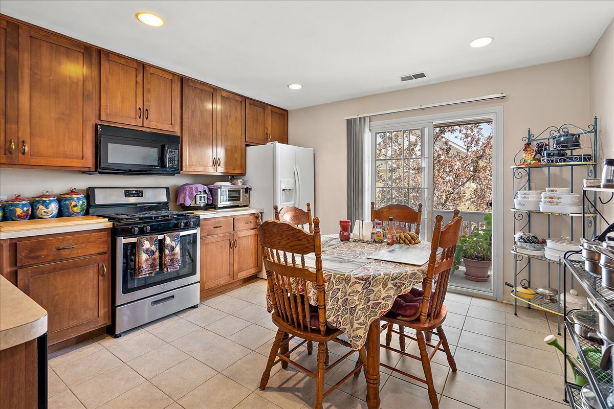 1674 Brightwood Place #1674, Aurora, IL 60506