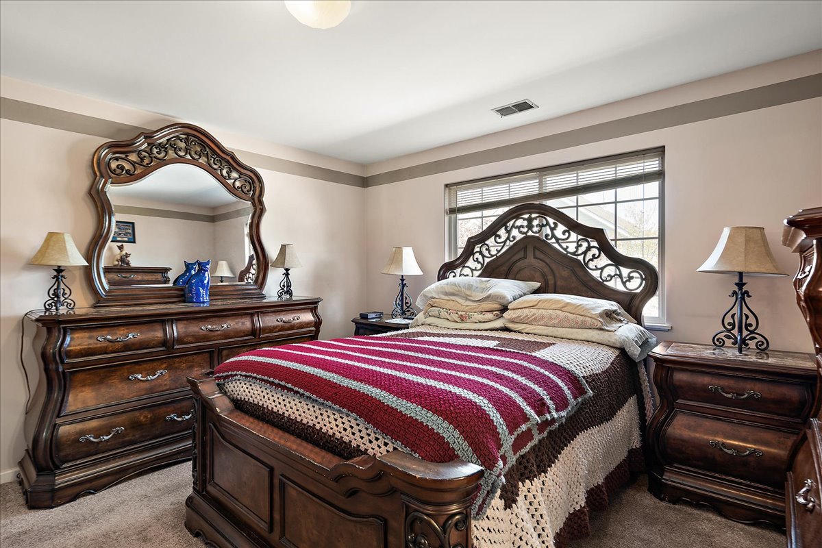 1674 Brightwood Place #1674, Aurora, IL 60506