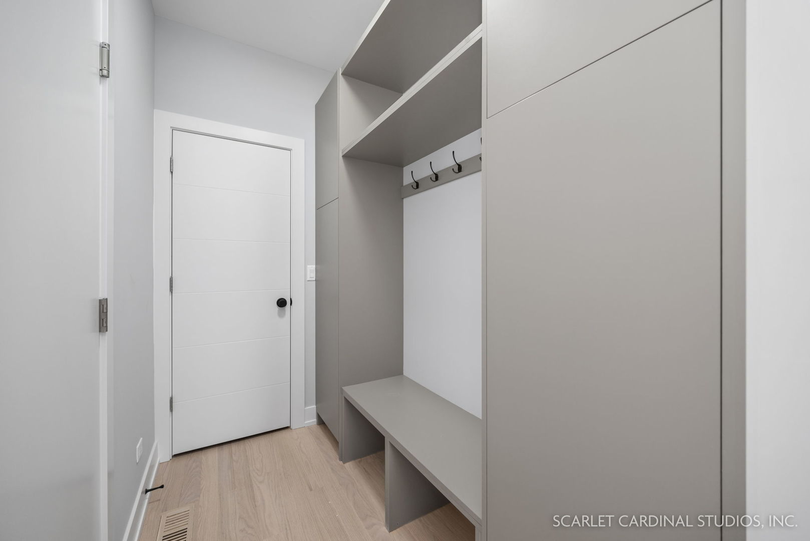 100 E Adams Avenue, Villa Park, IL 60181