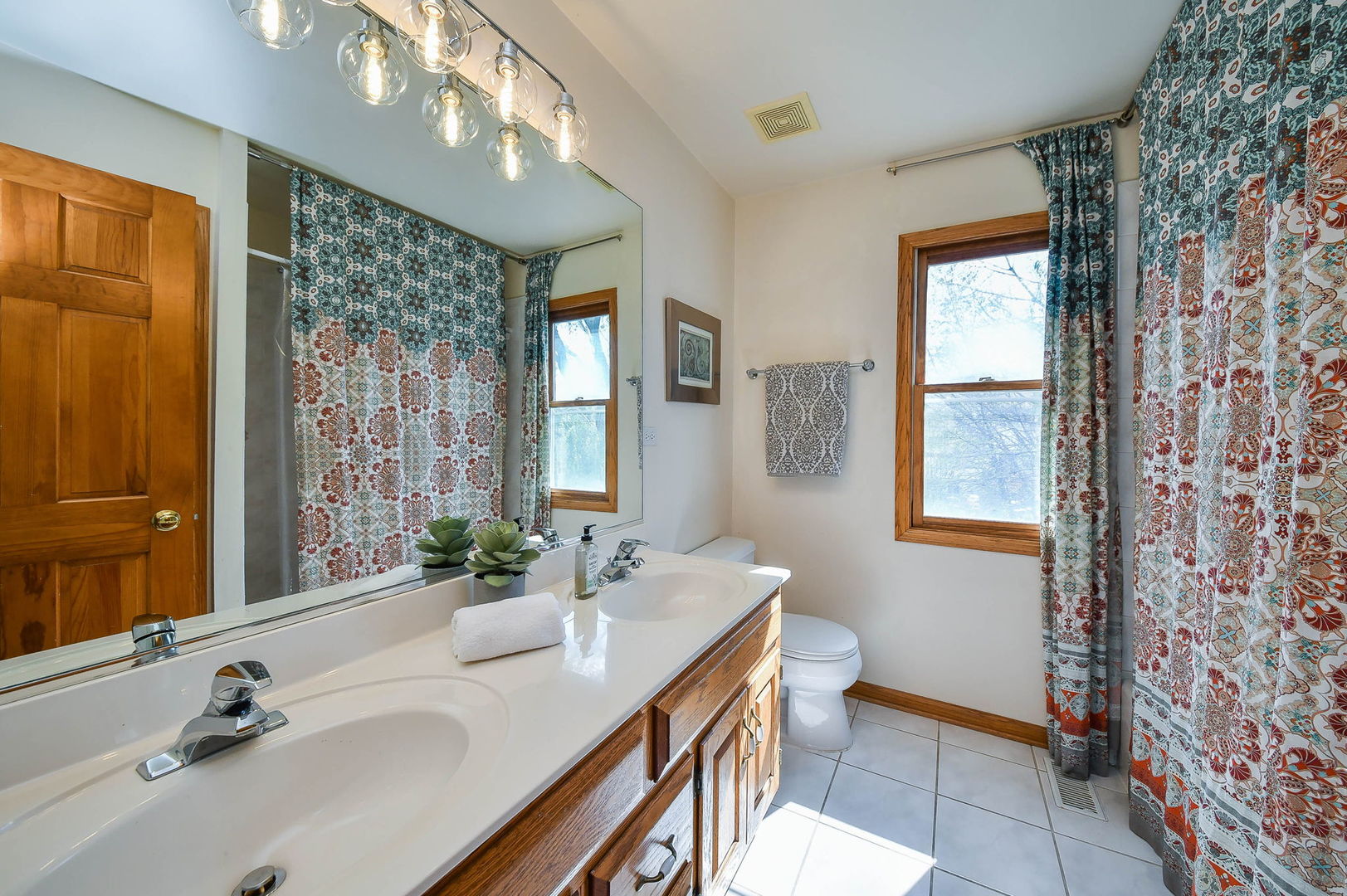 635 Samantha Circle, Geneva, IL 60134