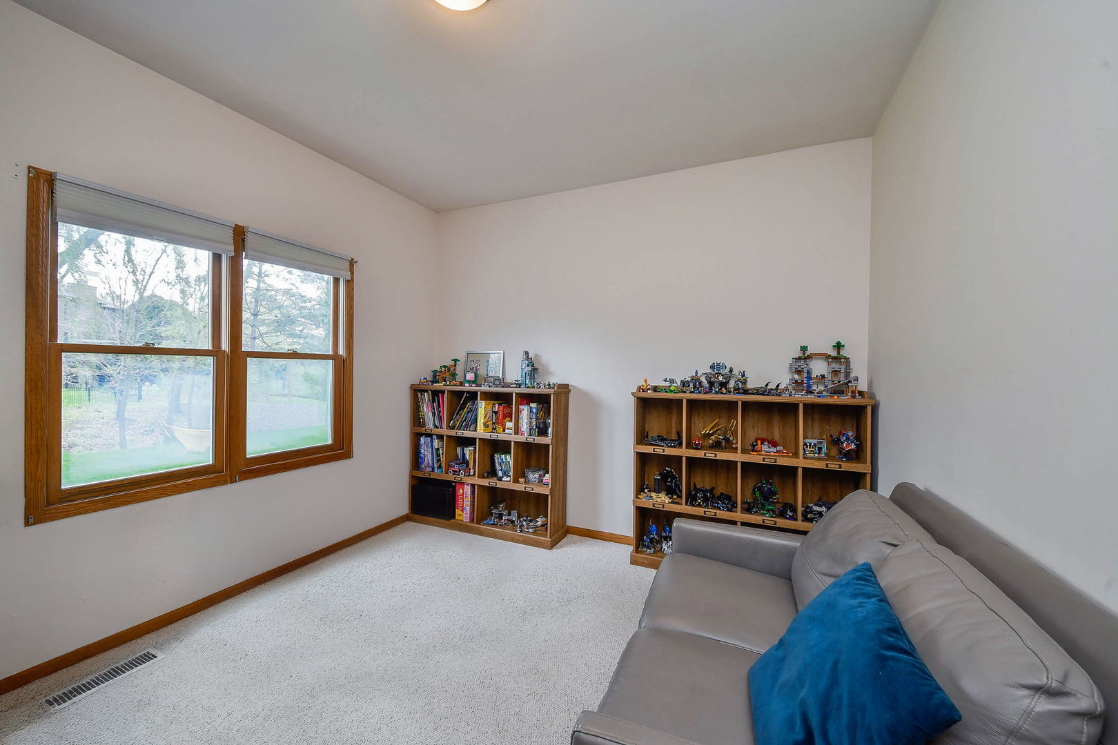 635 Samantha Circle, Geneva, IL 60134