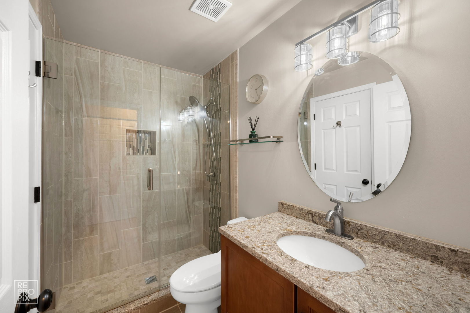 Arlington Heights, IL 60005