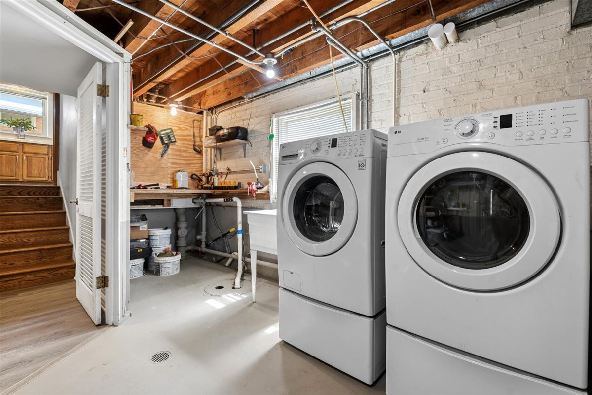 10665 Preston Street, Westchester, IL 60154