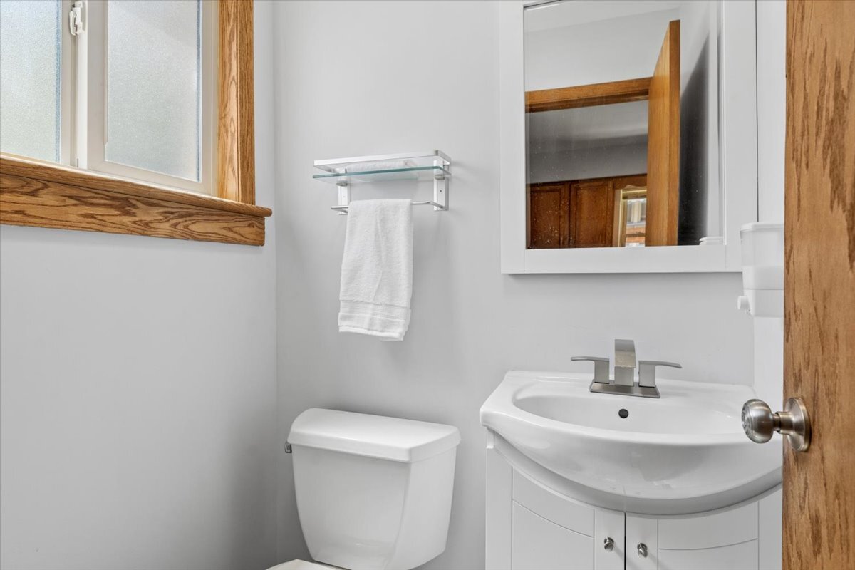 10665 Preston Street, Westchester, IL 60154