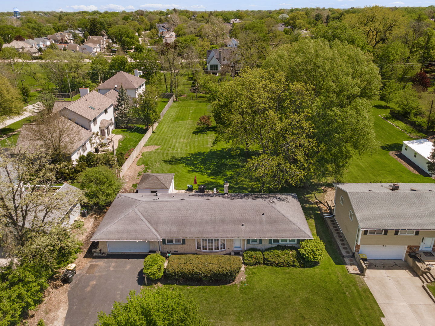 205 Oak Avenue, Westmont, IL 60559