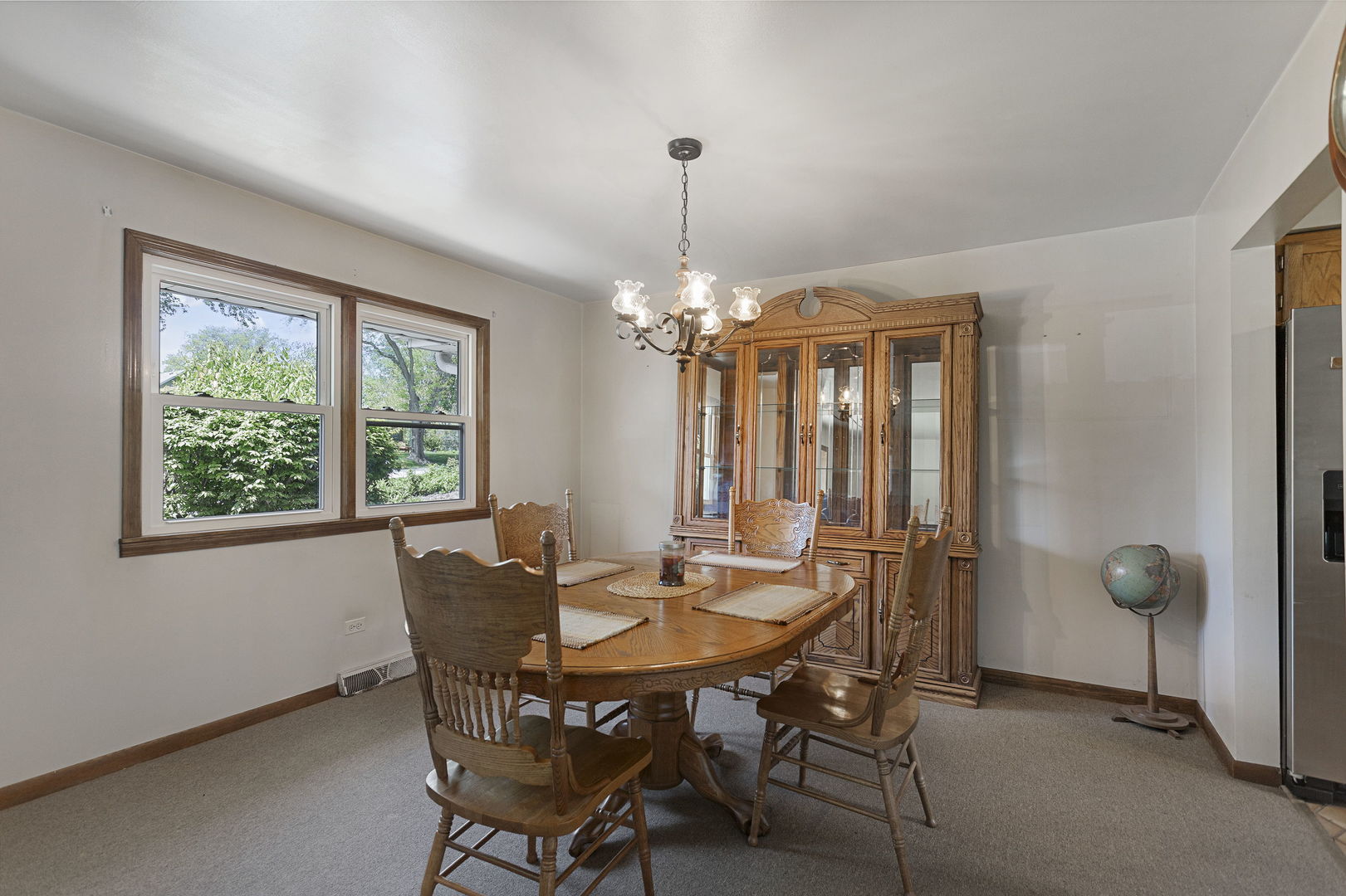 205 Oak Avenue, Westmont, IL 60559