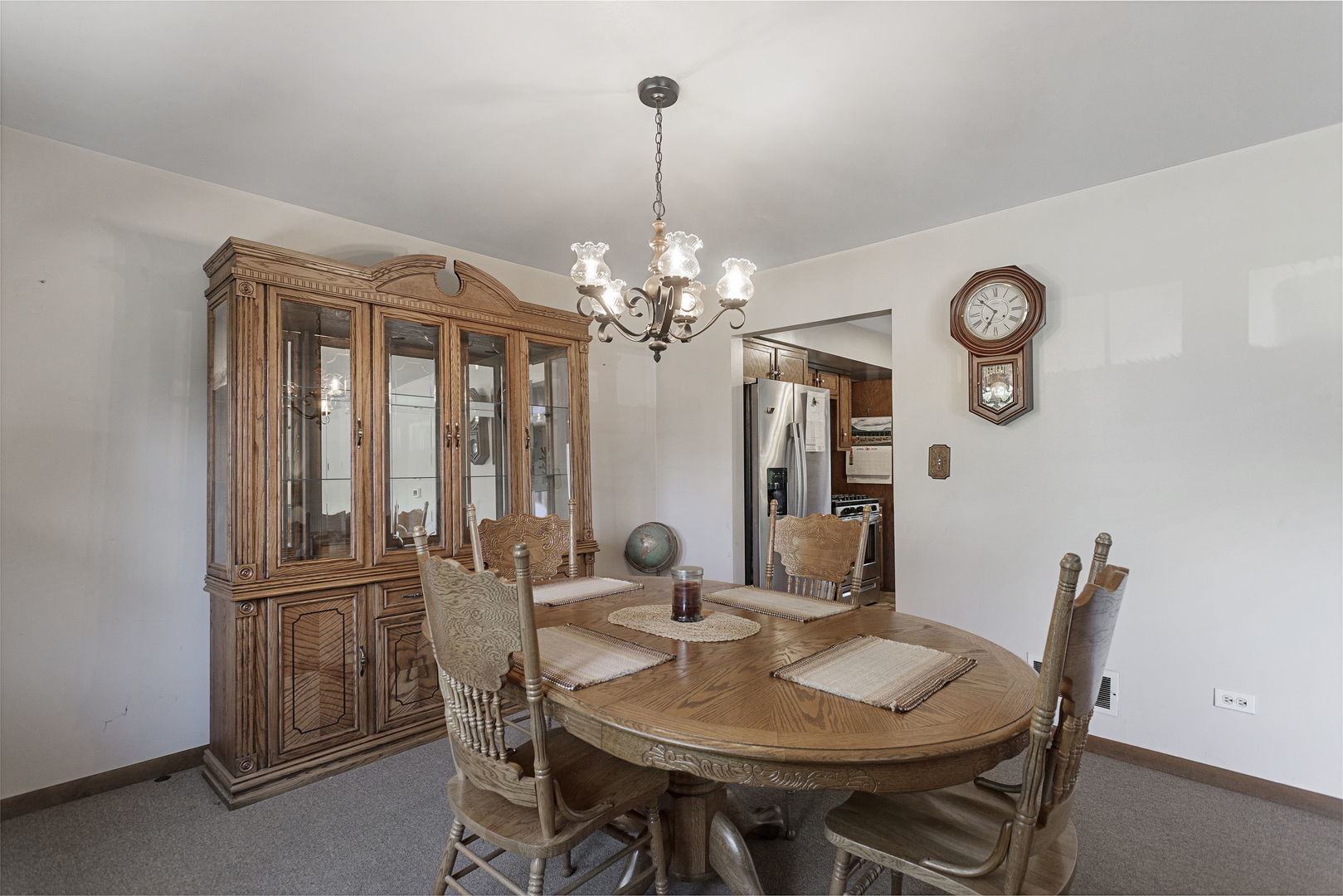 205 Oak Avenue, Westmont, IL 60559
