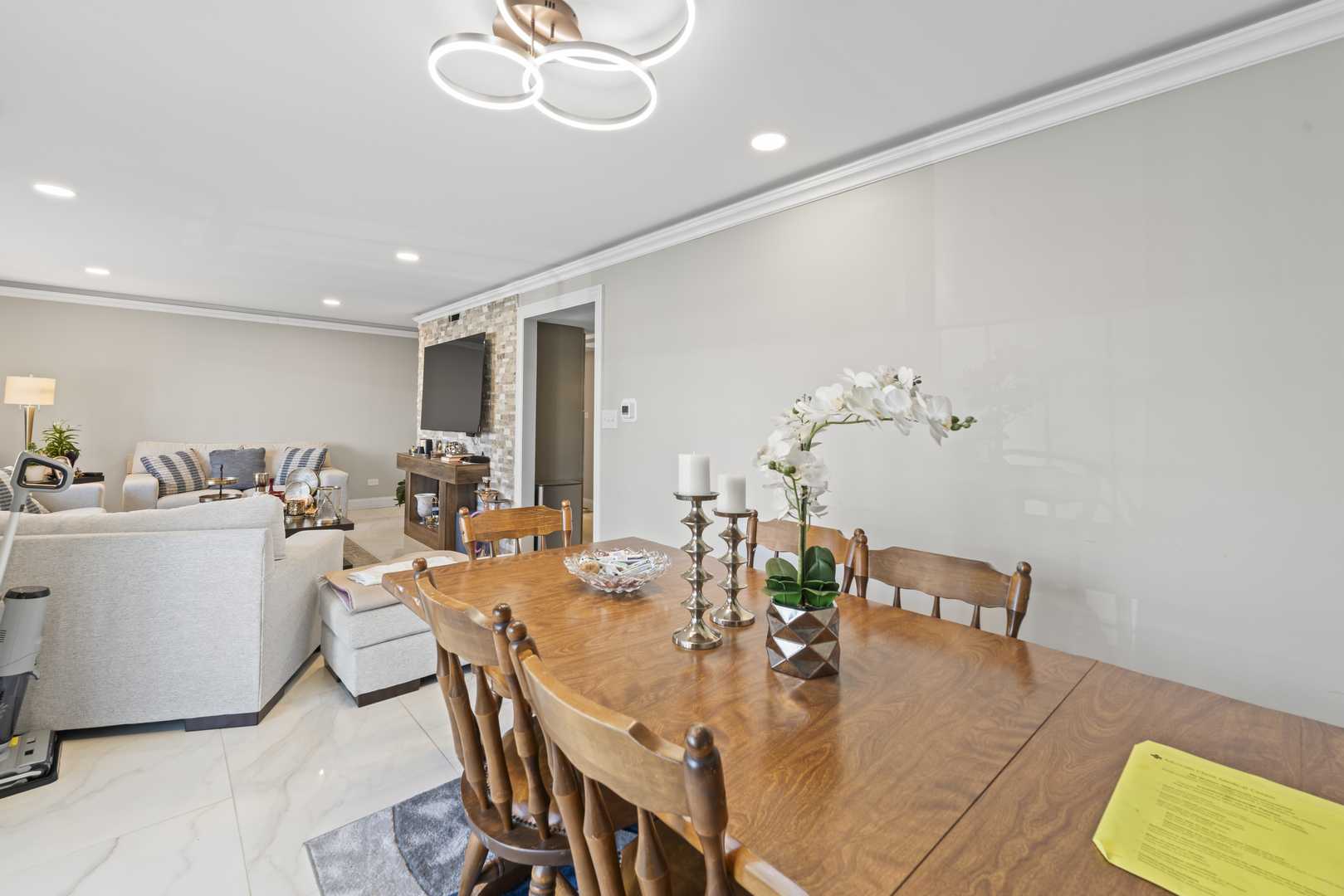 5800 W 105th Street #1C, Oak Lawn, IL 60453