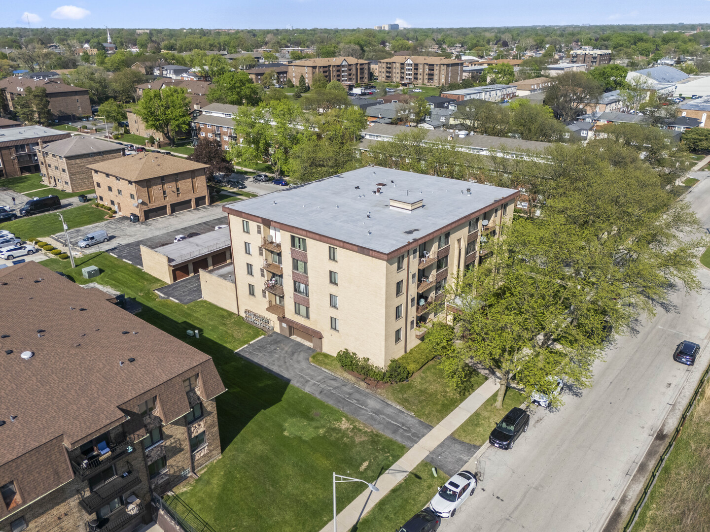 5800 W 105th Street #1C, Oak Lawn, IL 60453