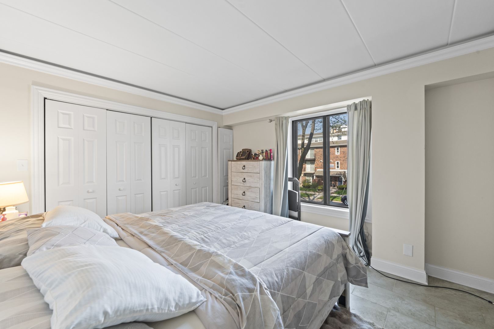 5800 W 105th Street #1C, Oak Lawn, IL 60453