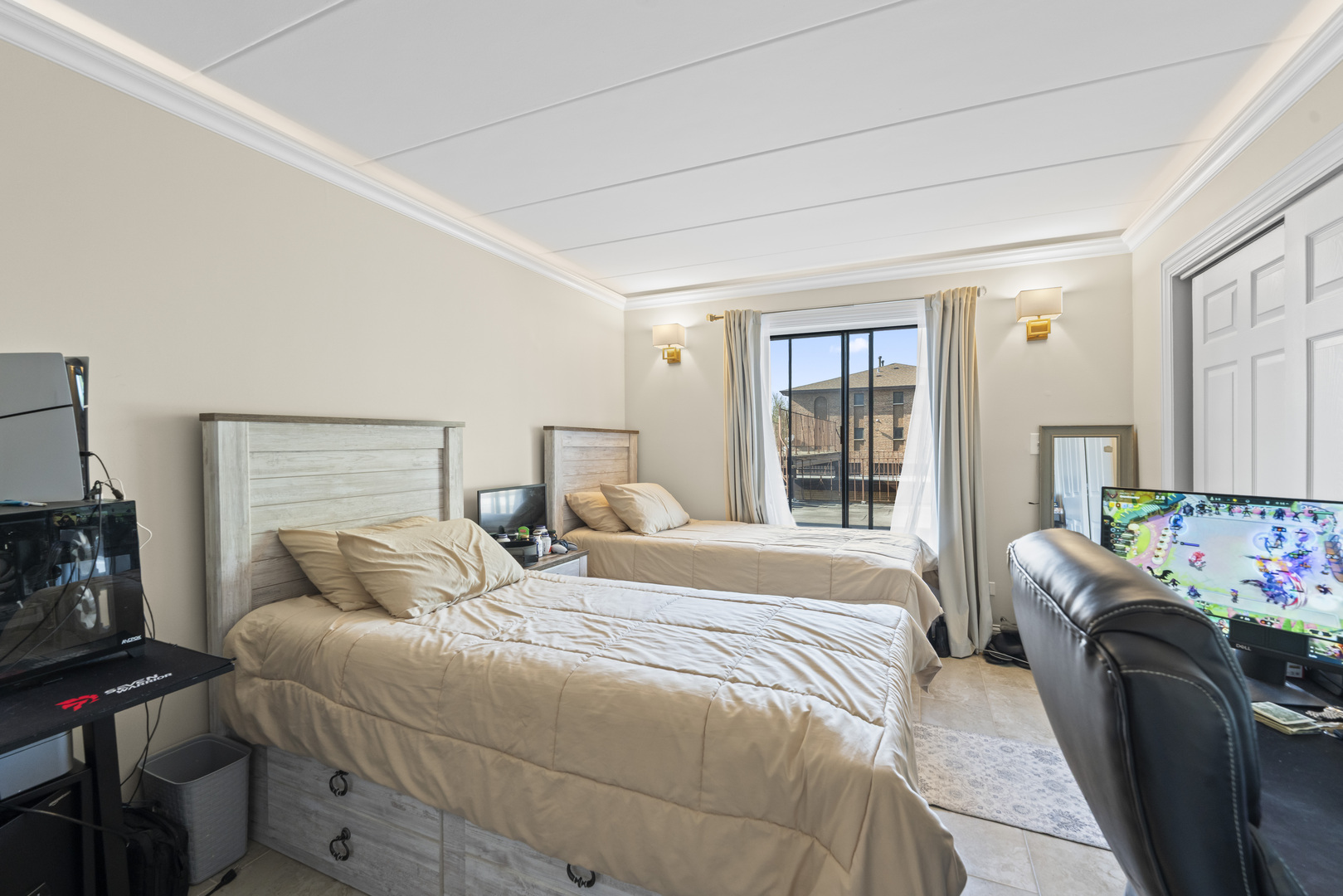 5800 W 105th Street #1C, Oak Lawn, IL 60453