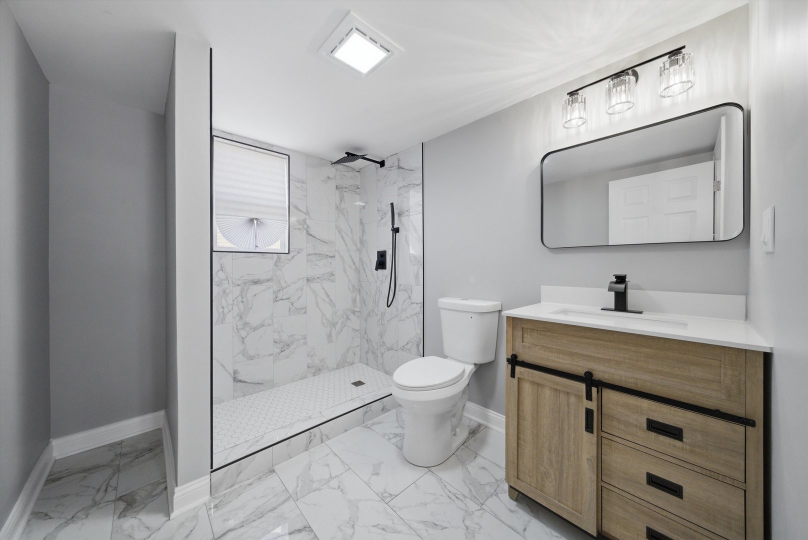 9316 S May Street, Chicago, IL 60620