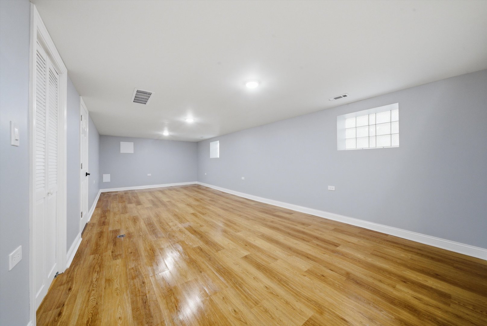 9316 S May Street, Chicago, IL 60620