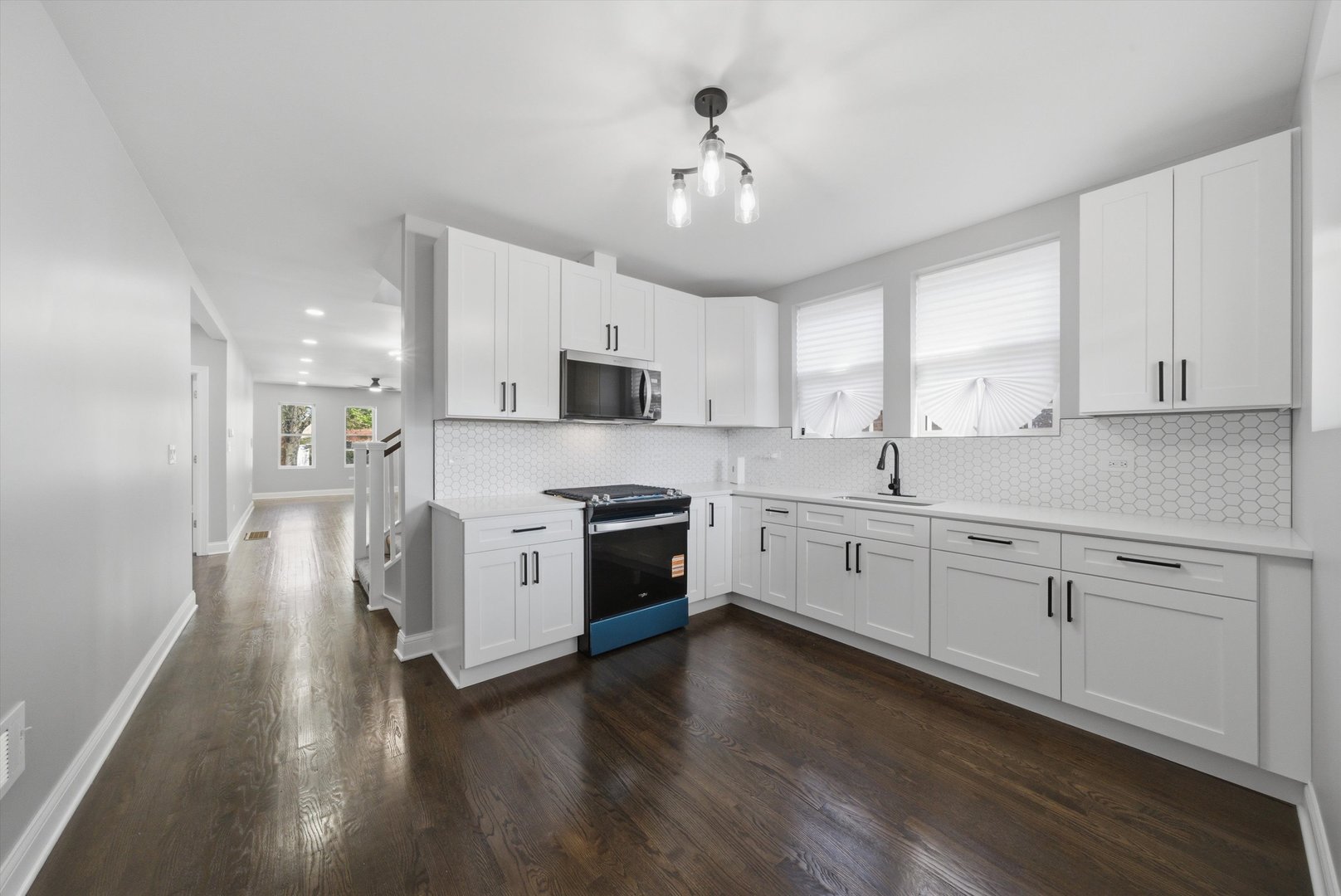 9316 S May Street, Chicago, IL 60620