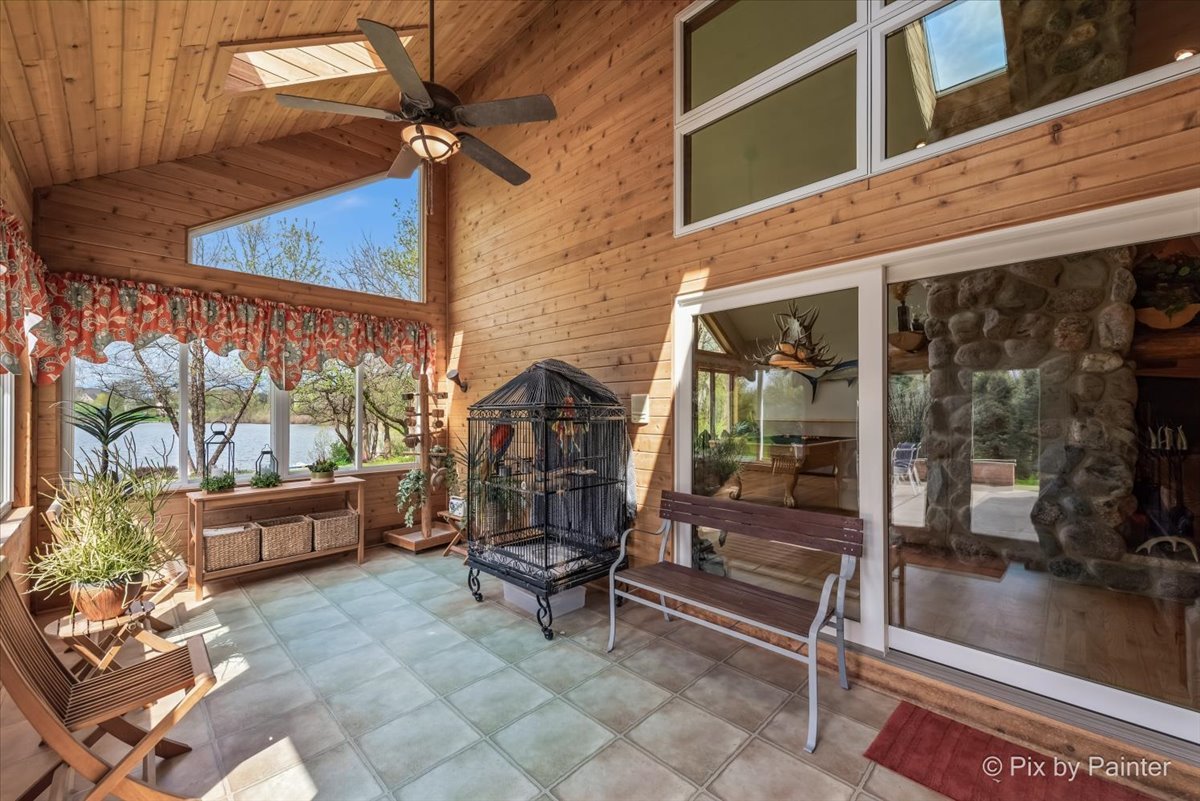 4 Mohawk Drive, South Barrington, IL 60010