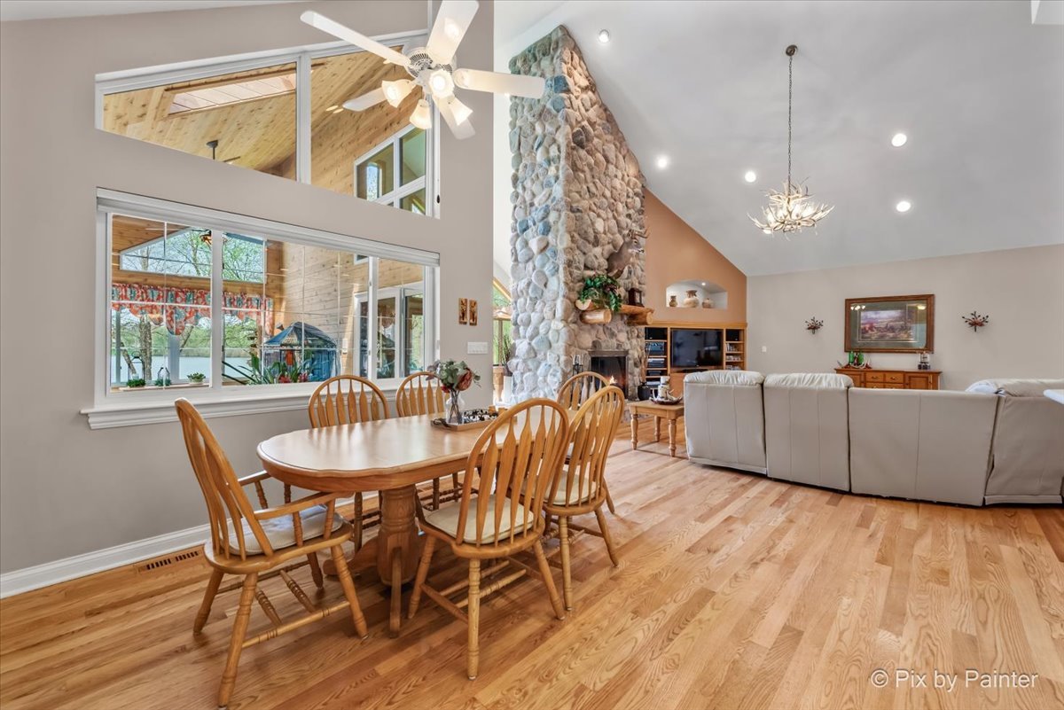 4 Mohawk Drive, South Barrington, IL 60010