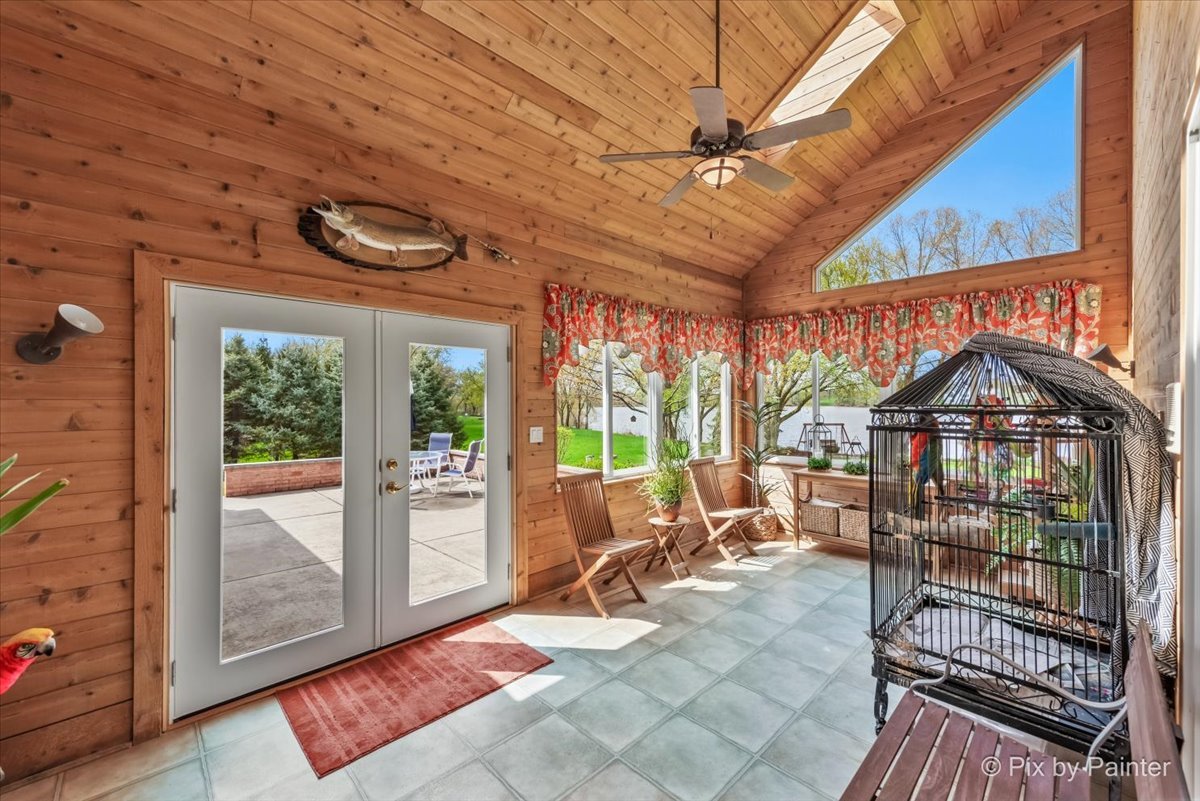 4 Mohawk Drive, South Barrington, IL 60010