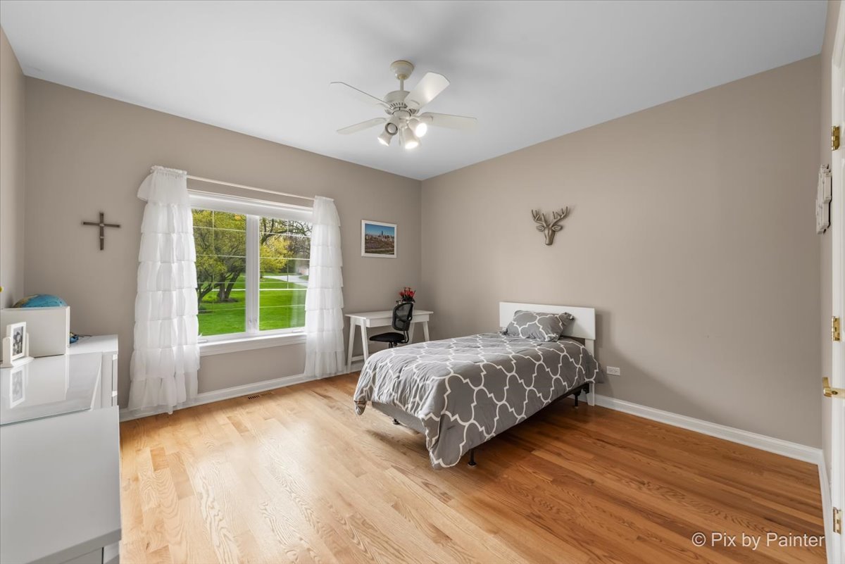 4 Mohawk Drive, South Barrington, IL 60010