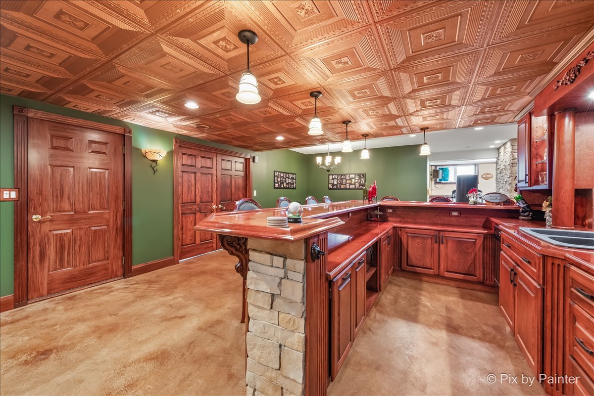 4 Mohawk Drive, South Barrington, IL 60010