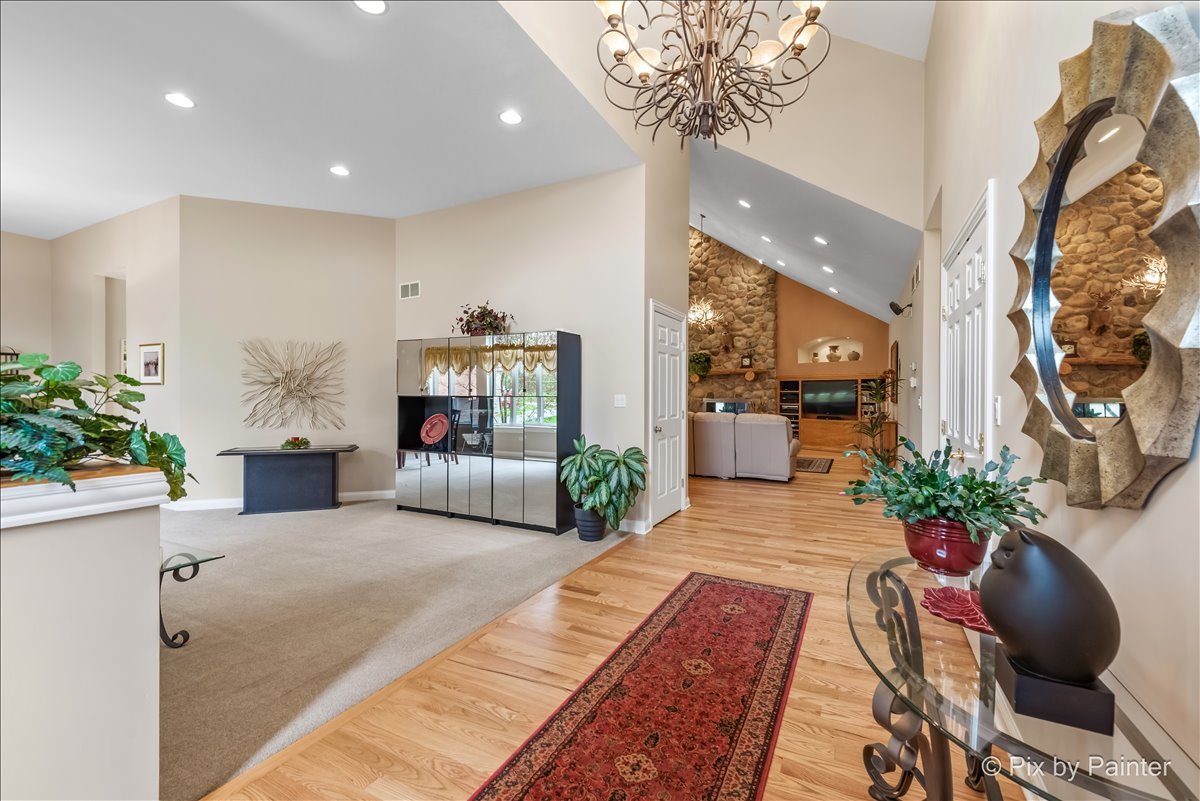 4 Mohawk Drive, South Barrington, IL 60010