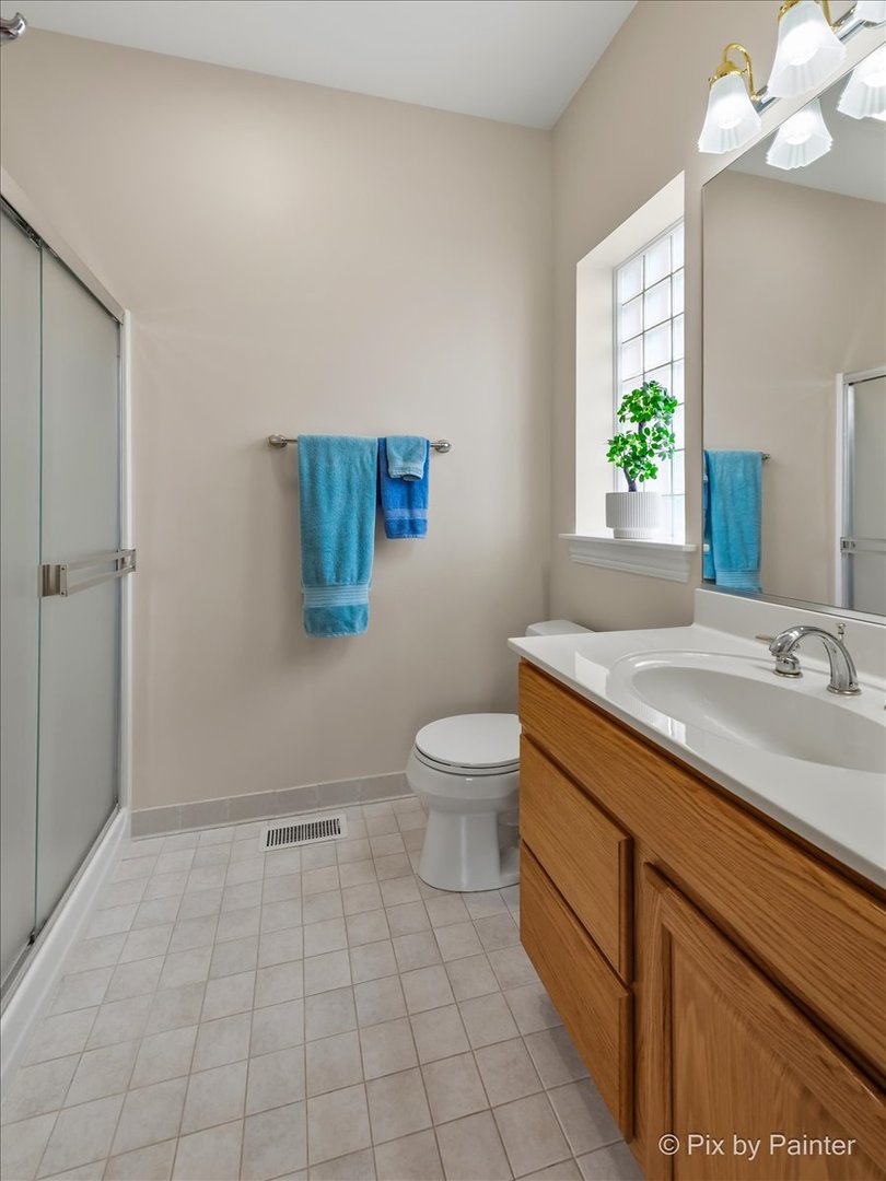 4 Mohawk Drive, South Barrington, IL 60010