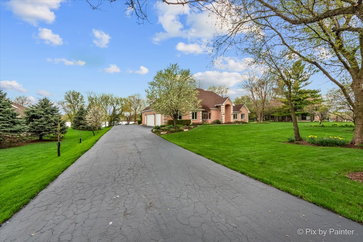 4 Mohawk Drive, South Barrington, IL 60010