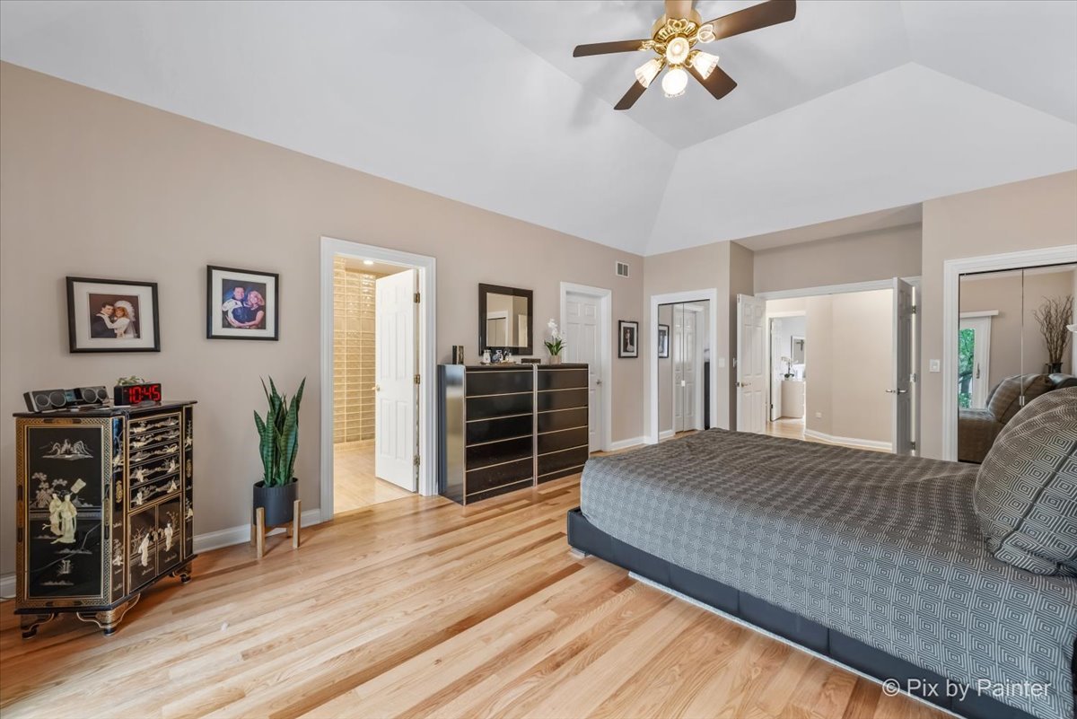 4 Mohawk Drive, South Barrington, IL 60010