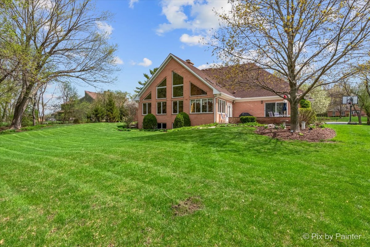 4 Mohawk Drive, South Barrington, IL 60010