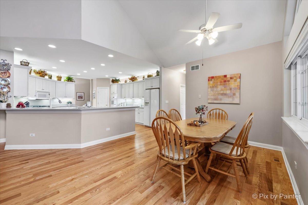 4 Mohawk Drive, South Barrington, IL 60010