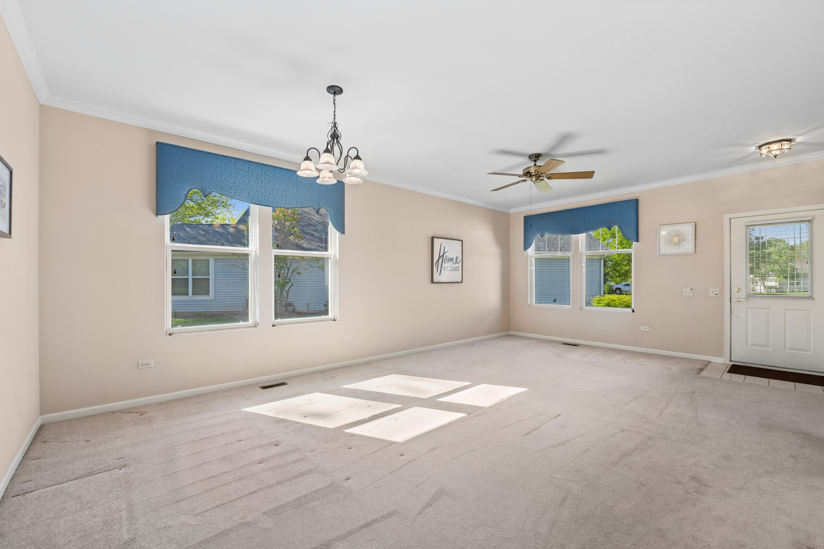 13232 Indiana Court, Huntley, IL 60142