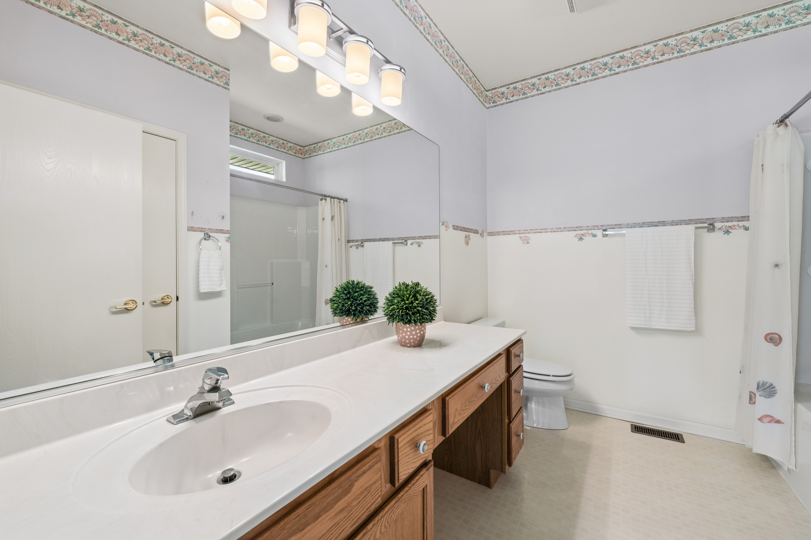 13232 Indiana Court, Huntley, IL 60142