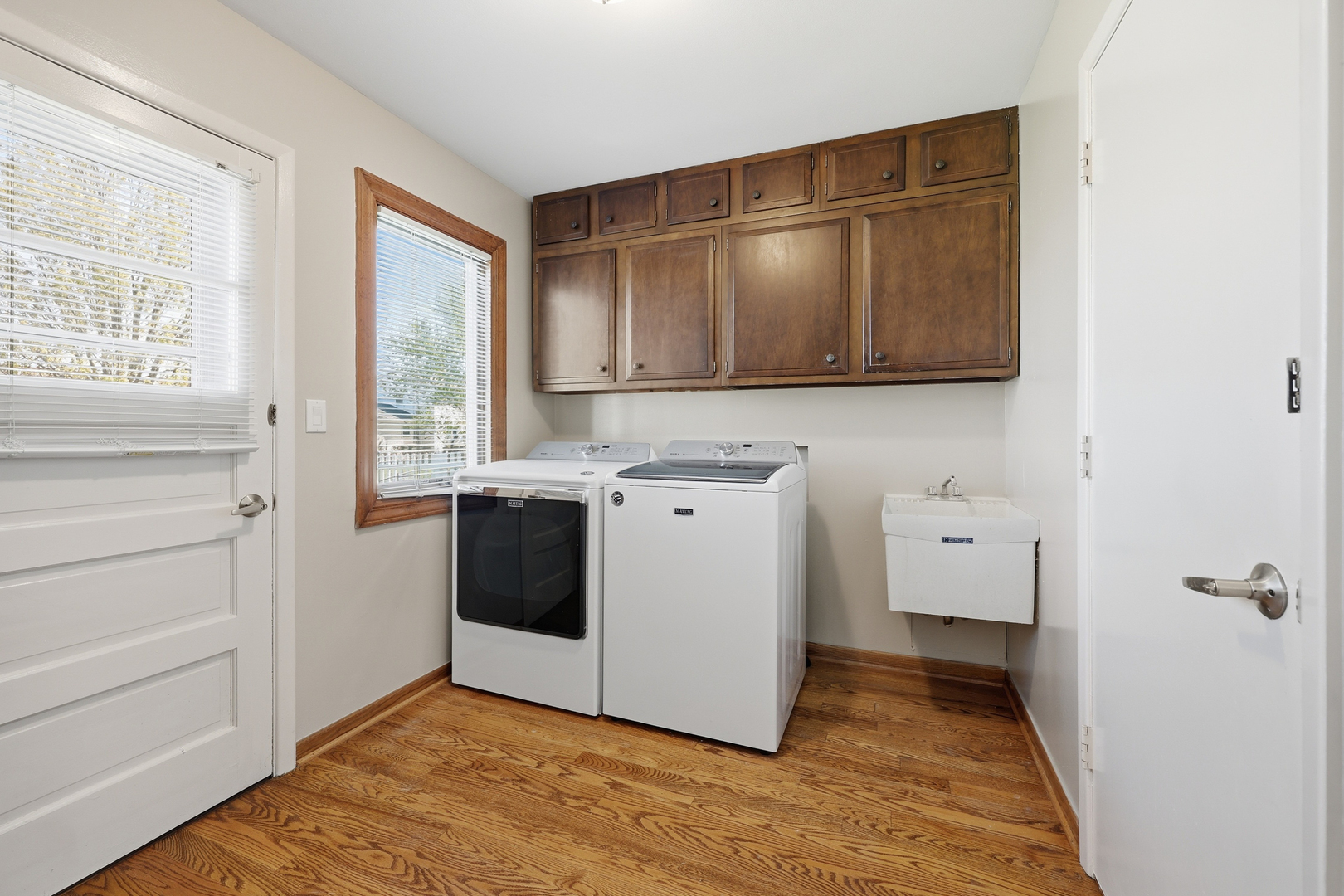 400 Banbury Avenue, Elk Grove Village, IL 60007