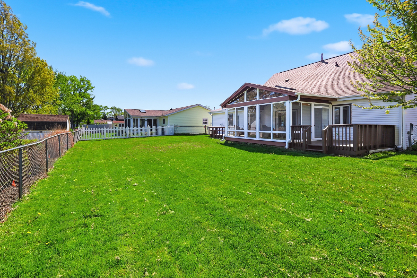 400 Banbury Avenue, Elk Grove Village, IL 60007