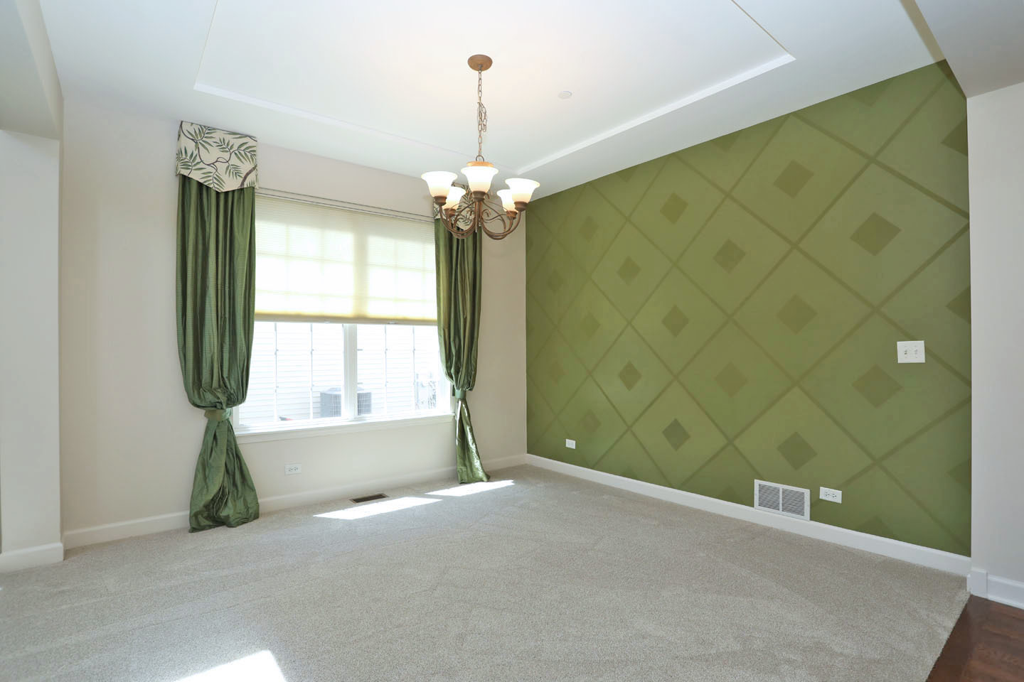 2140 Edgartown Lane, Hoffman Estates, IL 60194