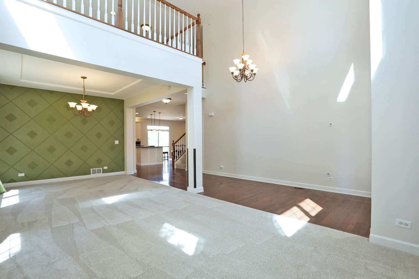 2140 Edgartown Lane, Hoffman Estates, IL 60194