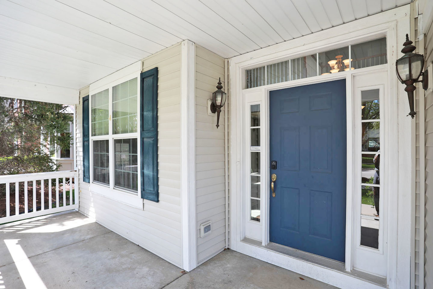 2140 Edgartown Lane, Hoffman Estates, IL 60194