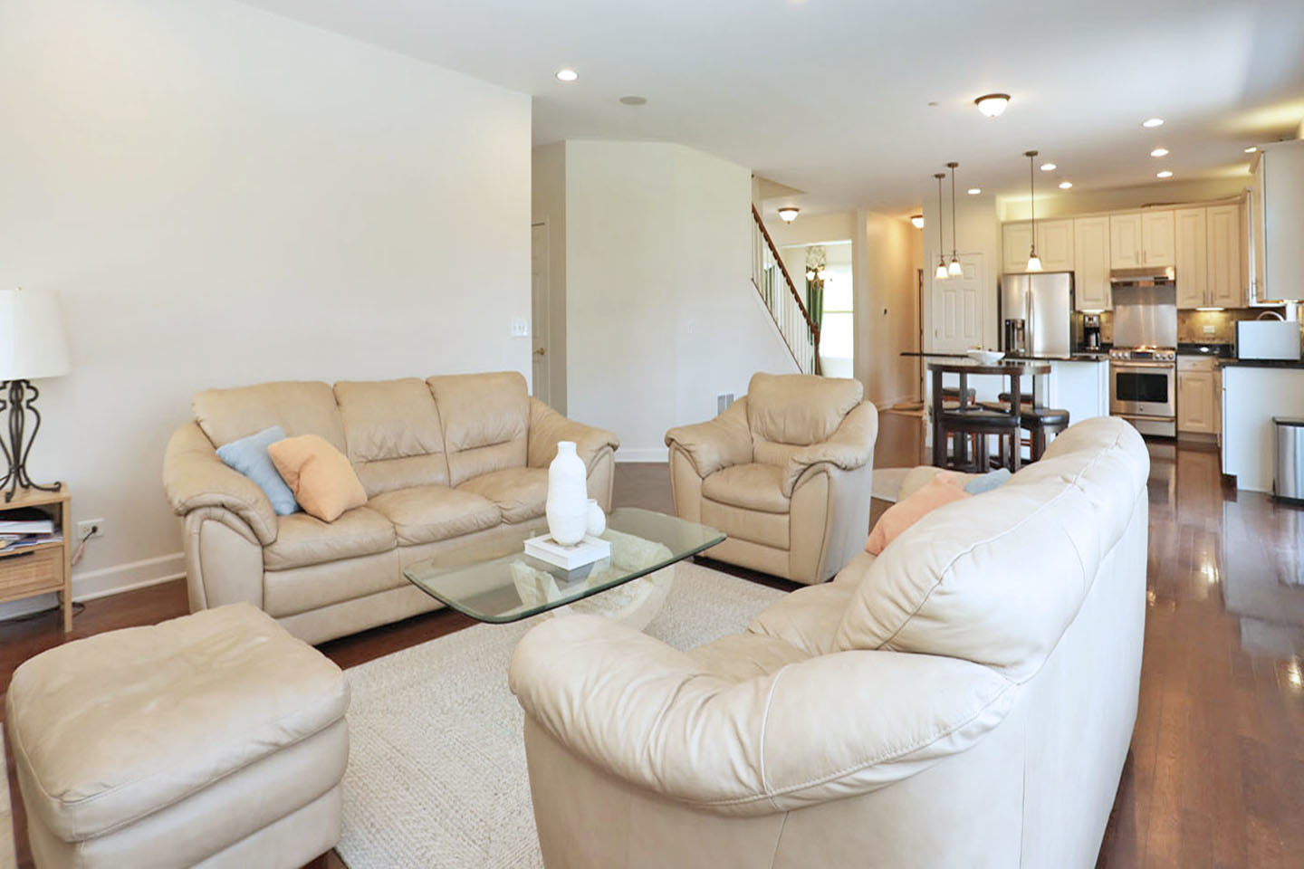 2140 Edgartown Lane, Hoffman Estates, IL 60194