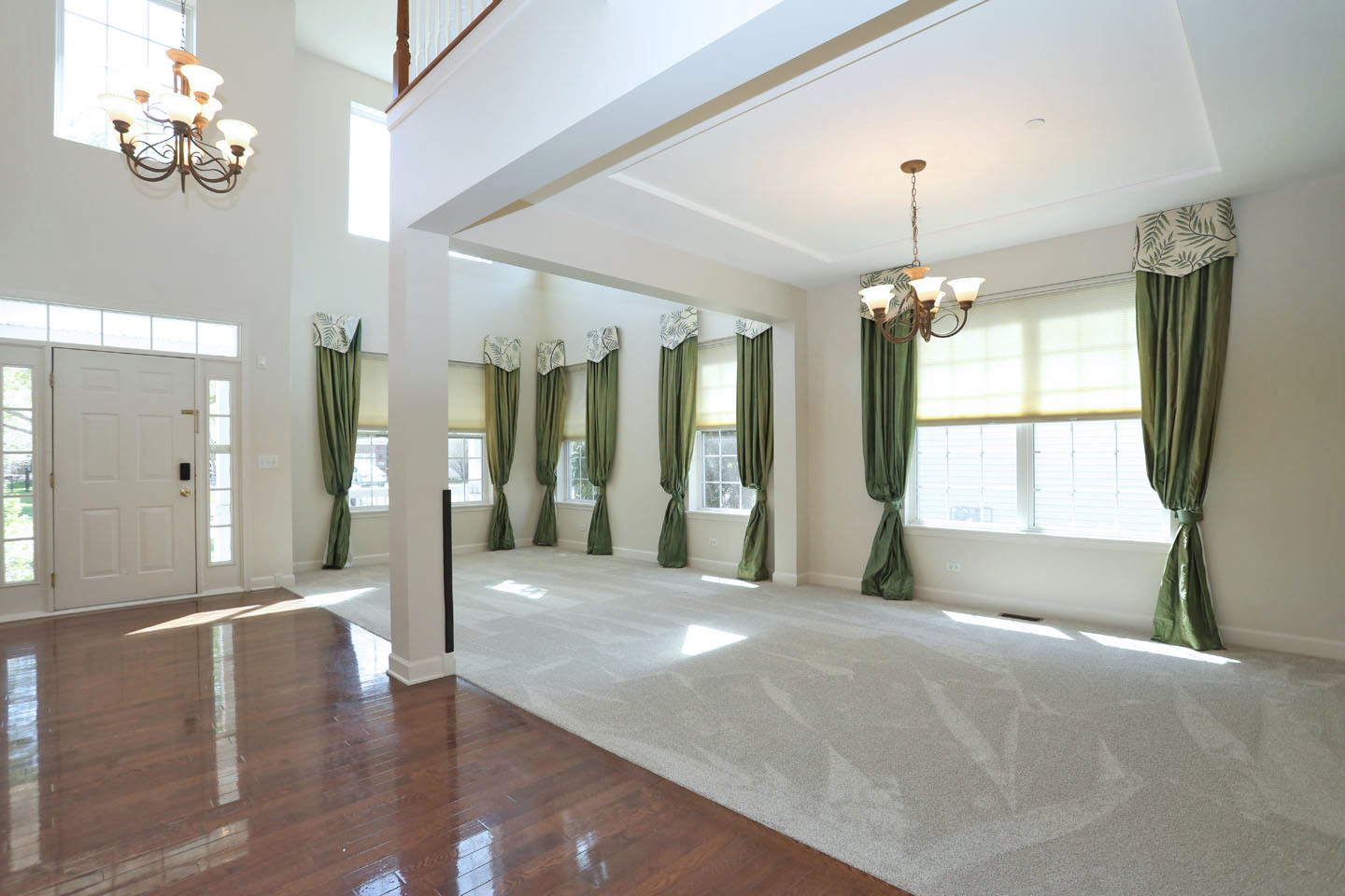 2140 Edgartown Lane, Hoffman Estates, IL 60194