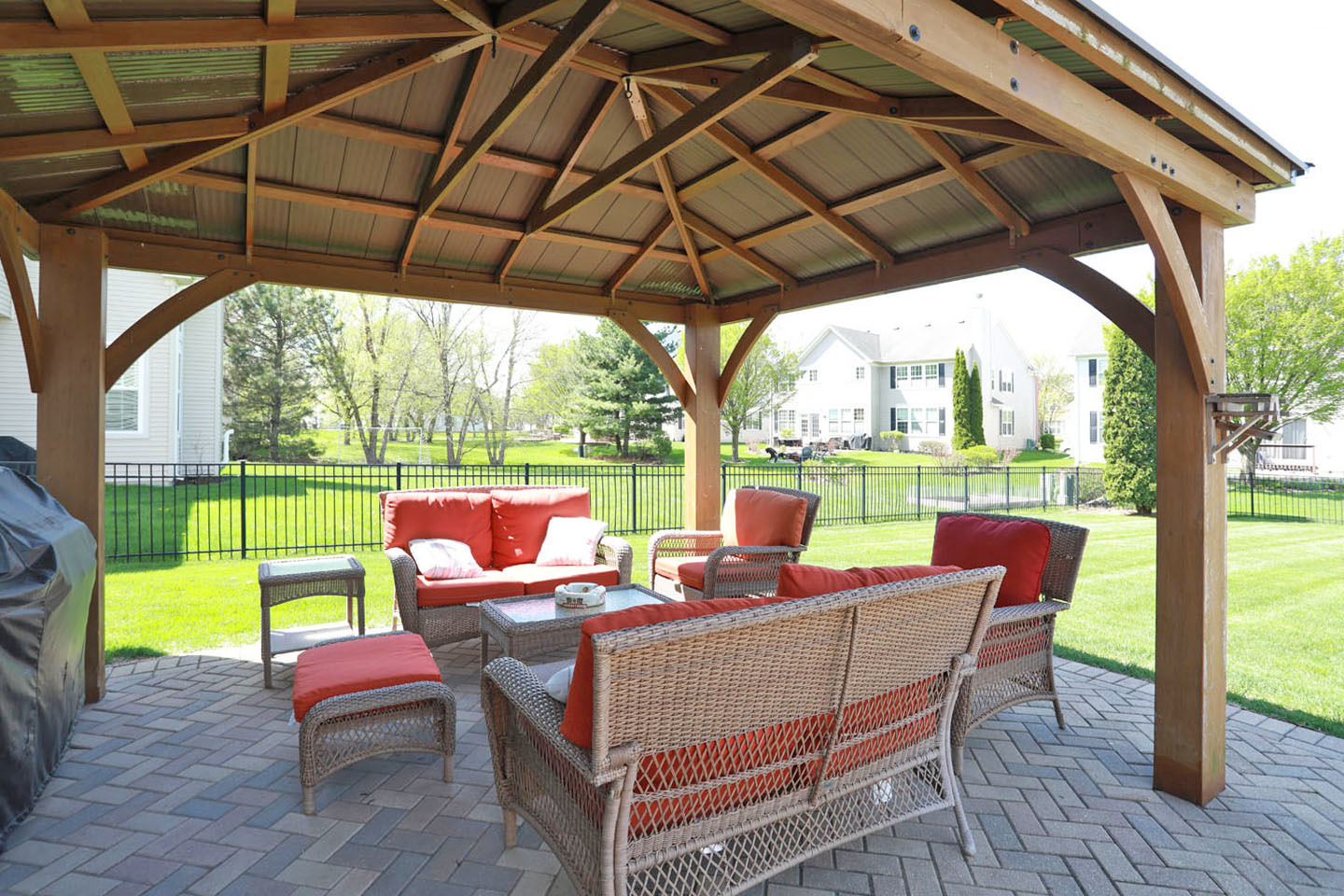 2140 Edgartown Lane, Hoffman Estates, IL 60194