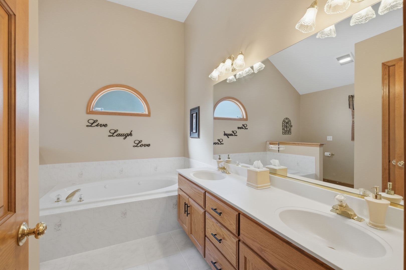 25006 Sandra Lane, Plainfield, IL 60544