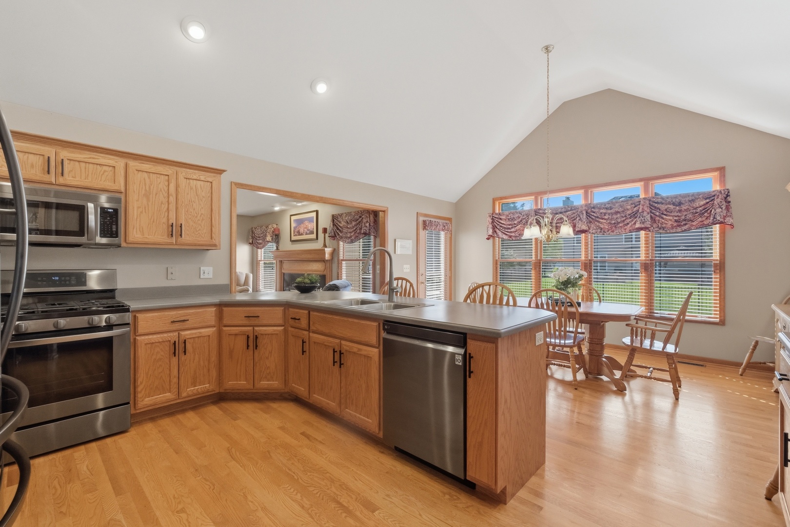 25006 Sandra Lane, Plainfield, IL 60544
