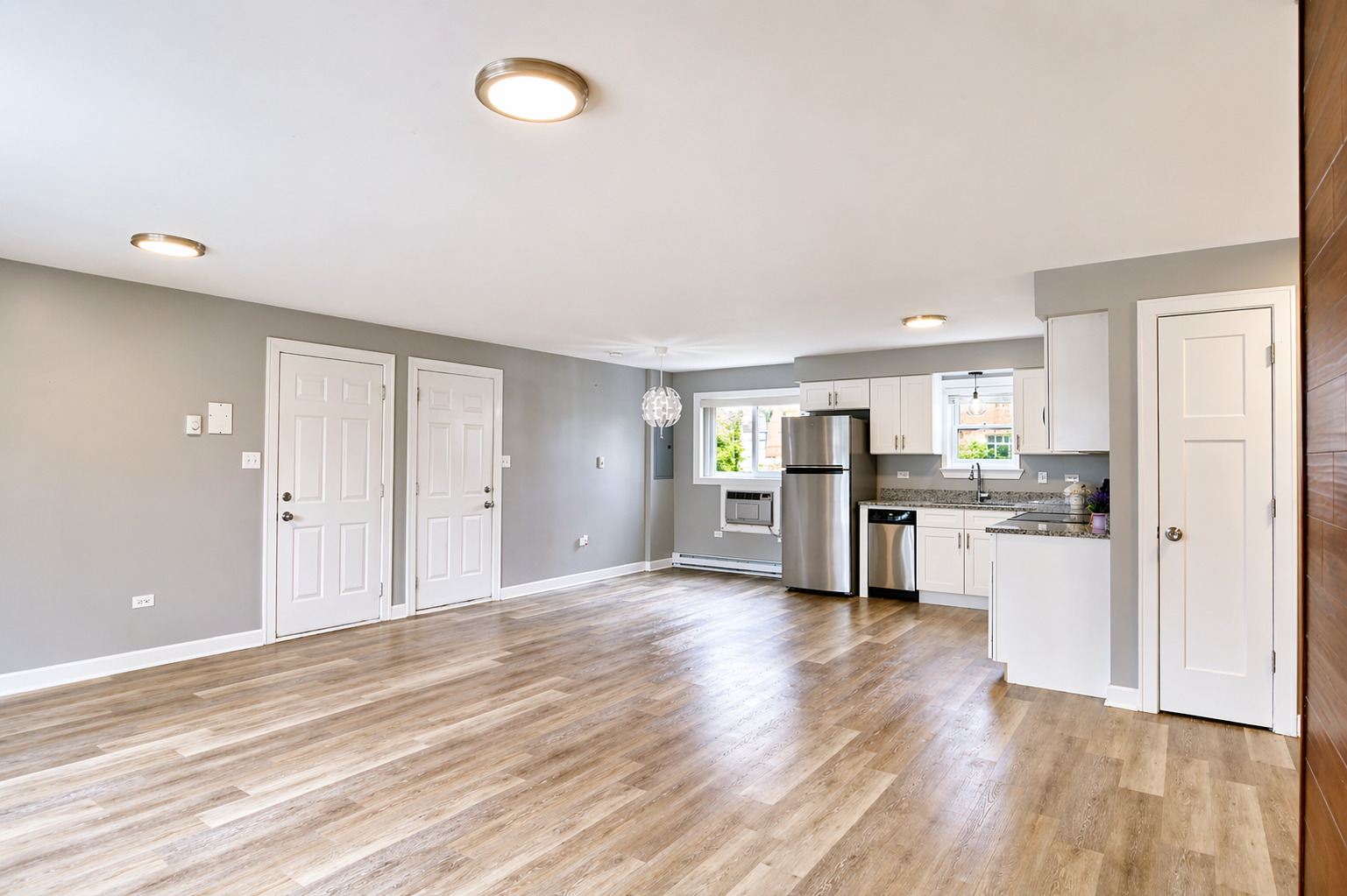 6910 W 109th Street, Worth, IL 60482