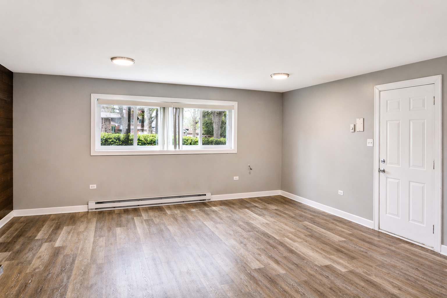 6910 W 109th Street, Worth, IL 60482